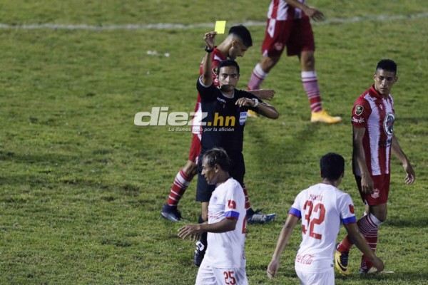 NO SE VIO EN TV: Lo que hizo Emilio tras el partido, el Lobo en el Nacional y las voladas de Edrick