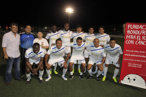 Olimpia le ganó el duelo a Motagua en partido benéfico