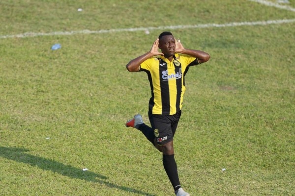 ¡Revolución aurinegra! Real España y el 11 titular que utilizó en amistoso previo al torneo