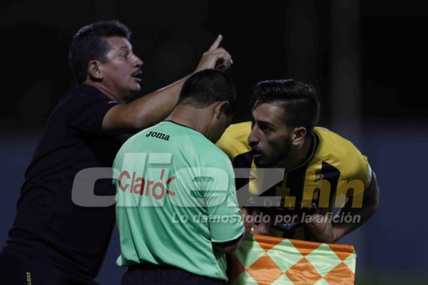 Las imágenes que no viste en televisión del Real España-Olimpia