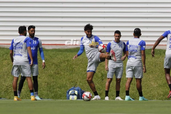 ¡Bromas, risas y camaradería! Así fue el cierre del primer microciclo del 'Bolillo' Gómez con Honduras