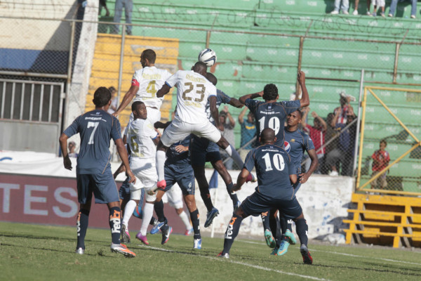 Olimpia se quedó con el clásico capitalino