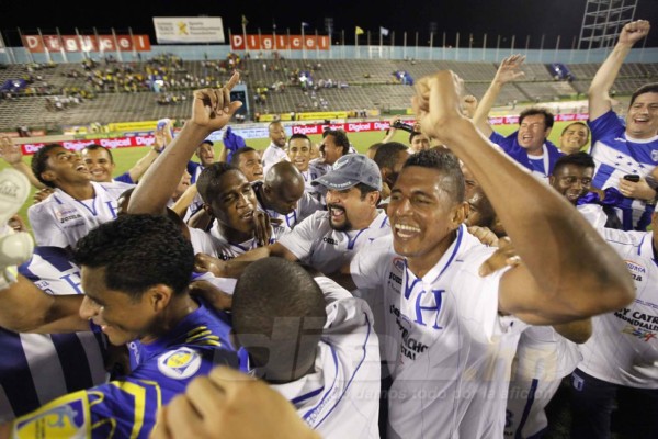 TOP: 11 inolvidables imágenes de los duelos Honduras-Jamaica