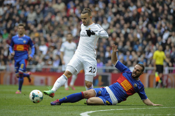 Real Madrid , sin Cristiano Ronaldo, venció 3-0 al Elche