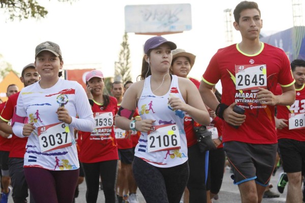 ¡Qué preciosuras! Las chicas que engalanaron la 43 Maratón de La Prensa