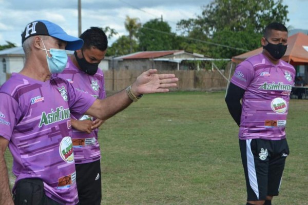 Mercado: Real España y Motagua alistan trueque, compran a legionario y club quiere a Félix Crisanto