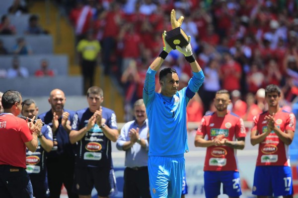 EN FOTOS: Así fue el homenaje que le dieron a Keylor Navas en Costa Rica