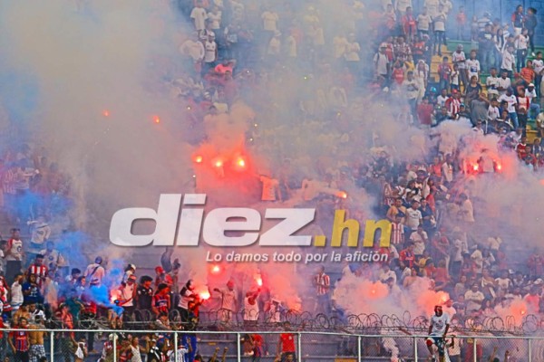 ¡Clásico ardiente! Las imágenes que no mostró la TV del Motagua-Olimpia