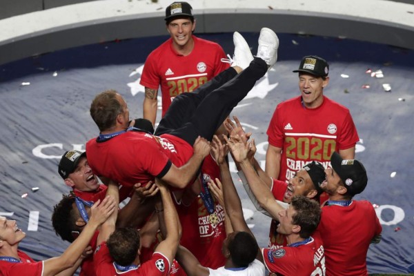 Neymar llora cuando toca la Copa, el dolor de Keylor y Neuer se ''roba'' las redes de la portería