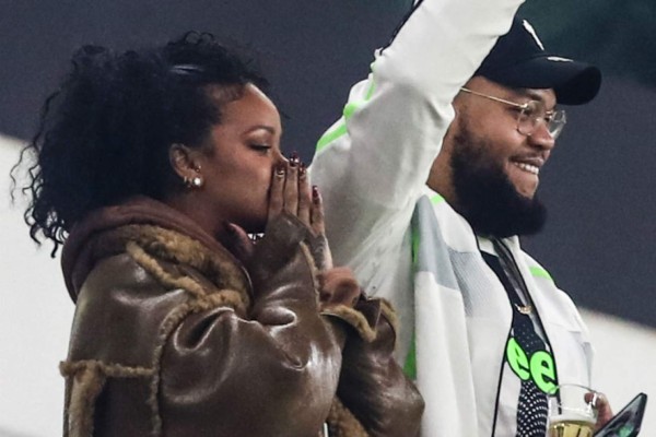 En imágenes: El agarrón de Cristiano Ronaldo con Héctor Herrera, patada al banderín y Rihanna deslumbró