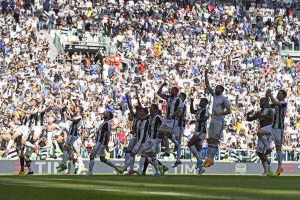 Así fue el espectacular festejo de la Juventus por su título en Italia