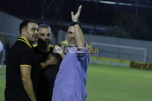 El camuflaje de Diego, el 'nuevo' DT de Olimpia y la euforia de Araújo