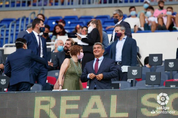 Así vivió Agüero el primer triunfo del Barcelona, el bailecito de Braithwaite y lo que estaba haciendo Messi