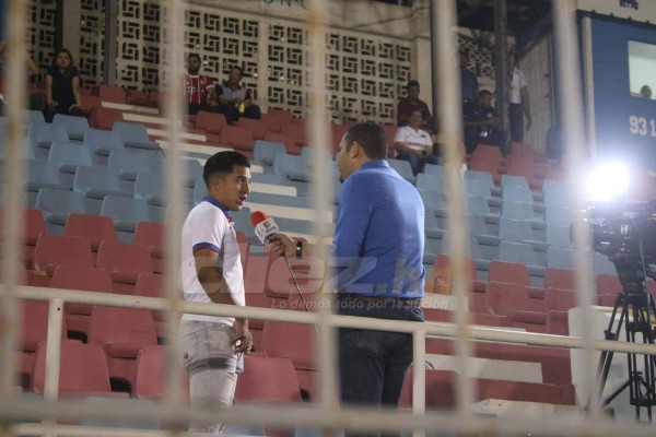 Michaell Chirinos protagonista en La Ceiba; la humilde llegada del Vida al estadio y las bellezas