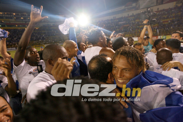 Imágenes de la celebración a Sudáfrica en El Salvador.