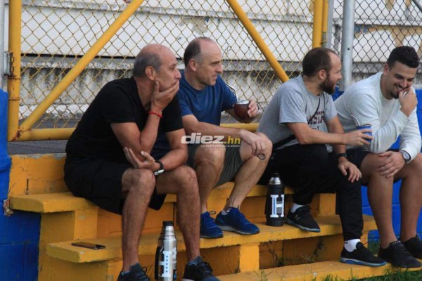 Los flashazos que dejó la visita sorpresa de Fabián Coito en el entreno de Olimpia