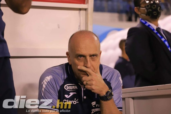 No se vio en TV: Gritos e insultos a Coito, Arriaga entre lágrimas y dolorosas imágenes de la afición