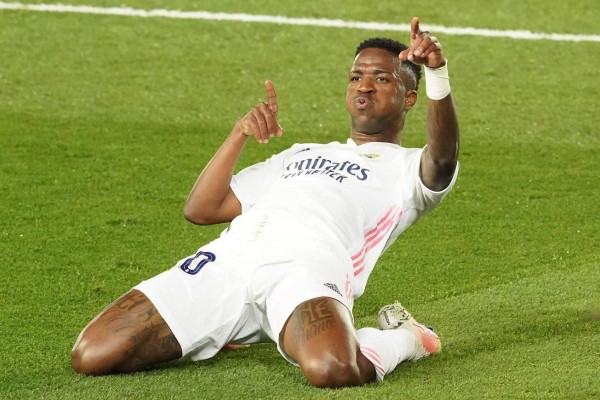 Sorpresivo 11 del Real Madrid para liquidar al Liverpool en Anfield y volver a las semis de Champions