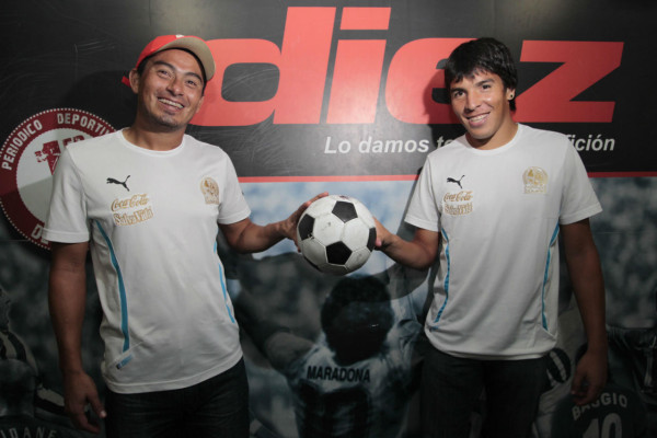 Tilguath y Rosano jugadores de Olimpia en DIEZ