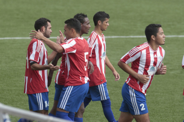 Atlético Municipal y Jaguares dieron espectáculo.