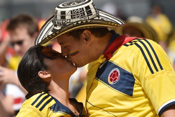 Los Mejores 'BESOS” del Mundial Brasil 2014