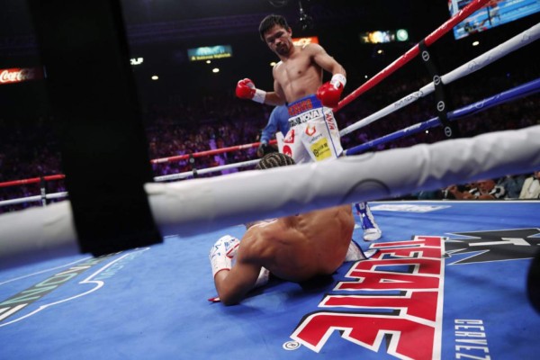 El festejo de Manny Pacquiao tras derrotar a Keith Thurman y el invitado de lujo