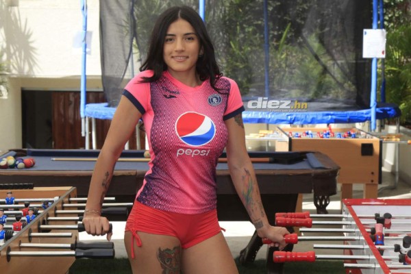 Aileen López: 'Recibo miles de mensajes picantes, pero no respondo, soy fiel a mi pareja'&nbsp;&nbsp;