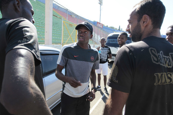 En Olimpia hay un buen ambiente previo a la Final
