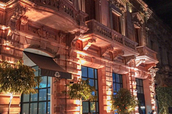 ¡De lujo! Ronaldinho pasa su noveno día en 'celda de oro' en Paraguay