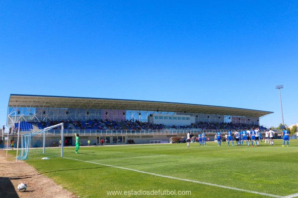 Así es el diminuto estadio en el que jugará Real Madrid en la Copa del Rey