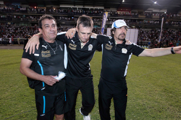 OLIMPIA TRICAMPEON APERTURA 2012