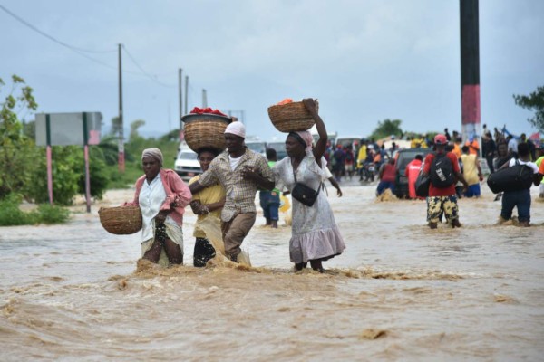 Las imágenes más impactantes del paso del Huracán Matthew por el Caribe