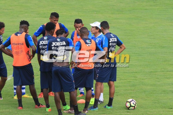 Las imágenes que dejó el primer entreno de Honduras de cara a la Copa Oro