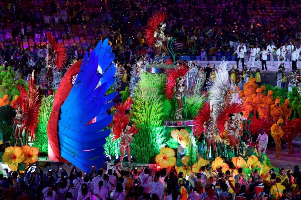 ¡Espectacular! Los brasileños clausuraron los Juegos Olímpicos de Río de forma magistral