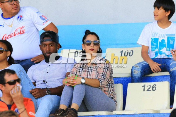 Las bellas damas que engalanaron la Jornada 5 del torneo Clausura de Honduras