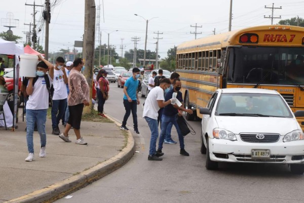¡Todo listo para ver a la H! La fiesta que se vive en el estadio Olímpico horas antes del Honduras- EUA