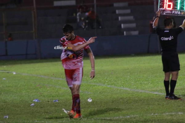 NO VISTE EN TV: Chicas lindas, explosión de ira y festejos en el Estadio Ceibeño