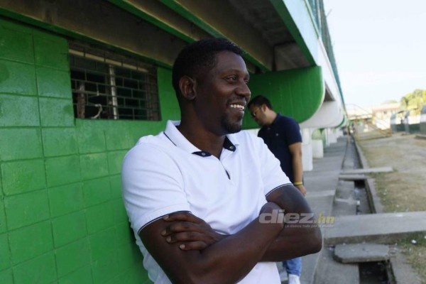 El primer sueldo de Edgar Álvarez como jugador de Platense