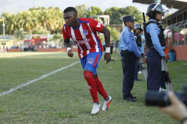 Futbolistas con pocos minutos en Olimpia, unos han tenido que jugar en la reserva