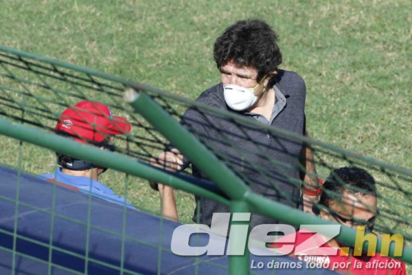 No se vio en TV: La pelea de Pedro Troglio al final del partido entre Olimpia y Marathón