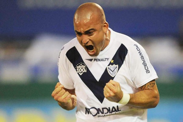 En la cancha y fuera de ella: Las figuras del fútbol con las que compartió vestuario Gastón Díaz, fichaje de Olimpia&nbsp;&nbsp;