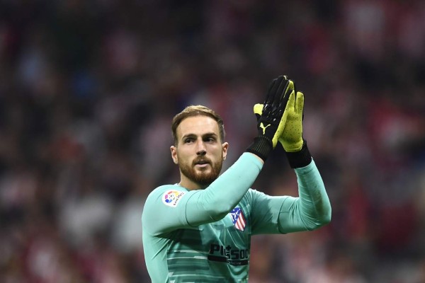 FOTOS: El homenaje y el consentido de Fabián Coito en el derbi Atlético - Real Madrid