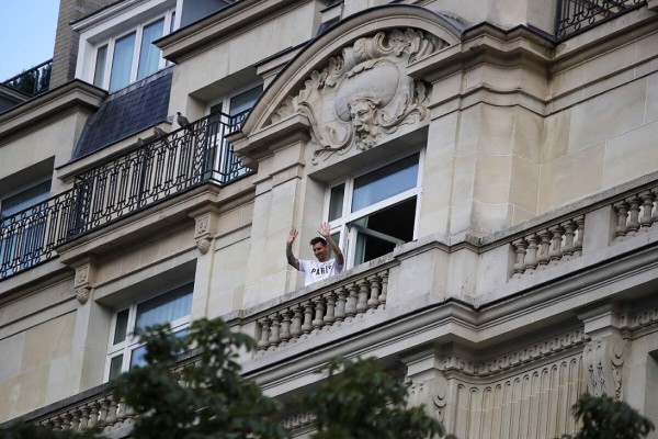 Entraron por el techo: Roban en el hotel donde vive Messi en París; estas pertenencias se llevaron