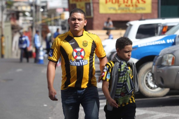 EN FOTOS: Tegucigalpa vive una fiesta previo a la final Motagua-Real España
