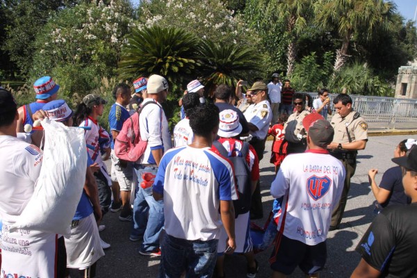 El juego Olimpia-Motagua en Nueva Orleans contado en imágenes