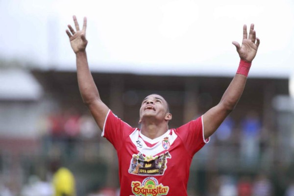 ¡No se detiene! Así se está moviendo el mercado de fichajes en Honduras