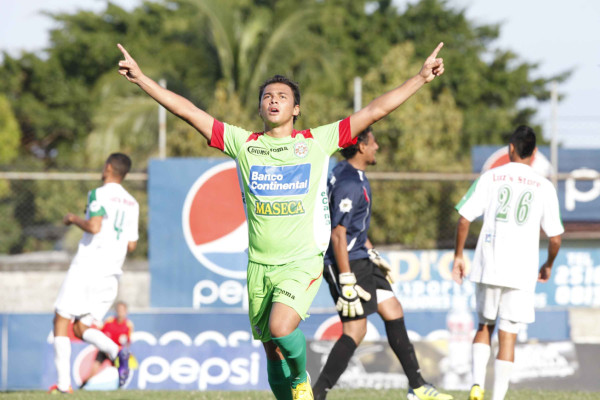 Hat-Trick de Javier Estupiñán da triunfo a Platense sobre Marathón