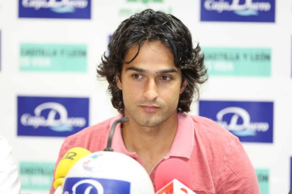 FOTOS: Messi y Cristiano compiten para ser el futbolista más guapo del mundo