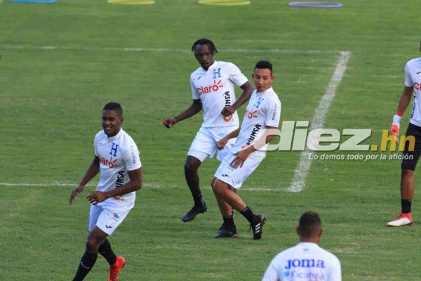 FOTOS: El parlante que acompaña a Maynor Figueroa y el nuevo look de Elis