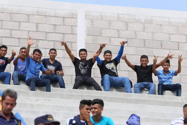 ¡BELLEZA! Espectacular llenazo en el estadio Emilio Williams de Choluteca